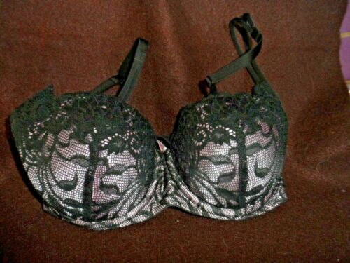 Ladies blush underwire bra w// black lace overlay size 34B Victoria Secret