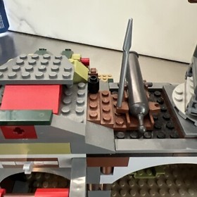 LEGO LEGENDS OF CHIMA: The Croc Swamp Hideout (70014)