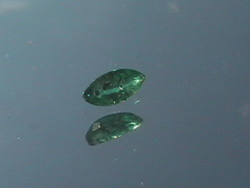 Faceted loose natural Emerald 2x5 mm 0.15 ct Reiki