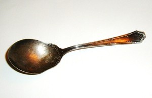 Wm-Rogers-Son-AA-Silver-Plated-Scalloped-Serving-Spoon