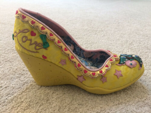 B Yellow Wedge High Heel Shoes Irregular Choice 'Love Nest' 