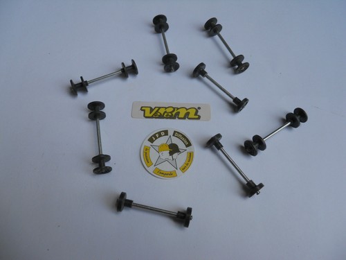 VEHICULE MILITAIRE SOLIDO VEREM ACCESSOIRES D/'ORIGINE LOTS GALETS GRIS HANOMAG