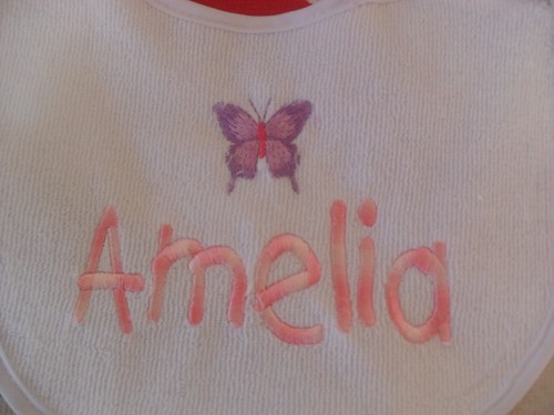 Personnalisé Brodé Bavoir Bébé ou Bébé Bib Design 4 toute couleur//Nom