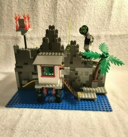 Lego Time Cruisers Set Number 6494, Mystic Mountain Time Lab, Produced in 1996