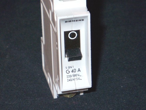 1P SIEMENS 5SN1340 circuit breaker 40A NIB