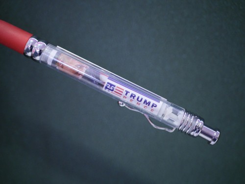 Presidential Collectible Trump Pen 25 pieces 1.25 each