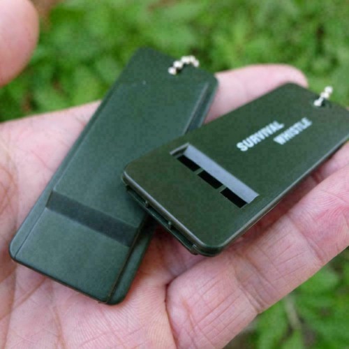 Survival Whistle Plastic Super Loud Emergency Whistle Outdoor For Ca Hiking F0G3