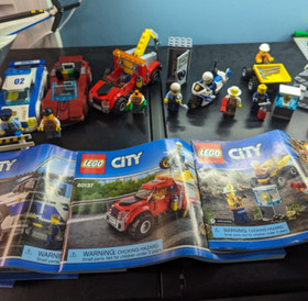 LEGO CITY LOT 60137 60138 60139 60184 police and construction W/Manuals SEE PIC