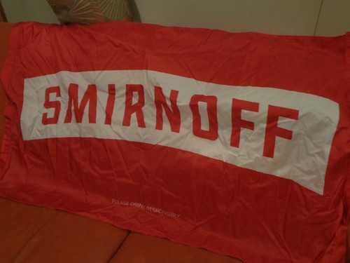 BRAND NEW COOL 5 FEET BY 3 FEET SMIRNOFF VODKA BANNER // FLAG