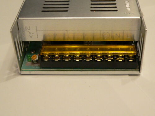 24V 20A LED Schalt Netzgerät Netzteil Treiber Transformer Power Supply LED Strip 