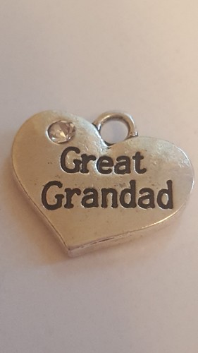 1 OR 4 /"GREAT GRANDAD/" TIBETAN SILVER RHINESTONE HEART FAMILY THEME CHARM