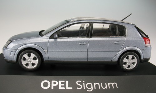 silber metallic OPEL Signum NEU in OVP Modellauto SCHUCO 1:43
