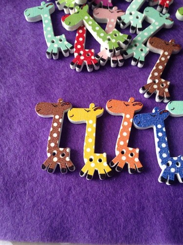 4 cm NEUF-Sélection de 10 Mignon Smiley Dotty Girafe Boutons