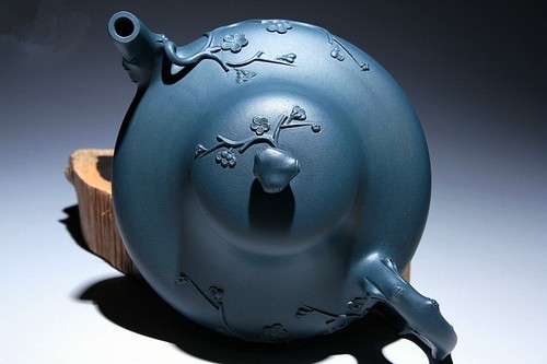 China Handmade Yixing ZiSha Pottery GREEN ni plum blossom Teapot 430cc