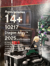 Harry Potter Diagon Alley Lego Set 10217 (2011) VINTAGE NEVER BUILT