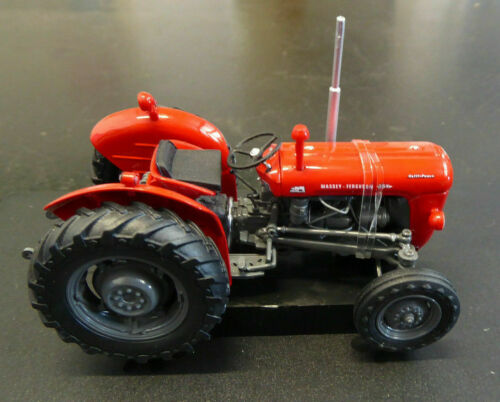 Universal Hobbies Die-Cast Massey Ferguson 35X Collector Tractor Model 1/32nd 