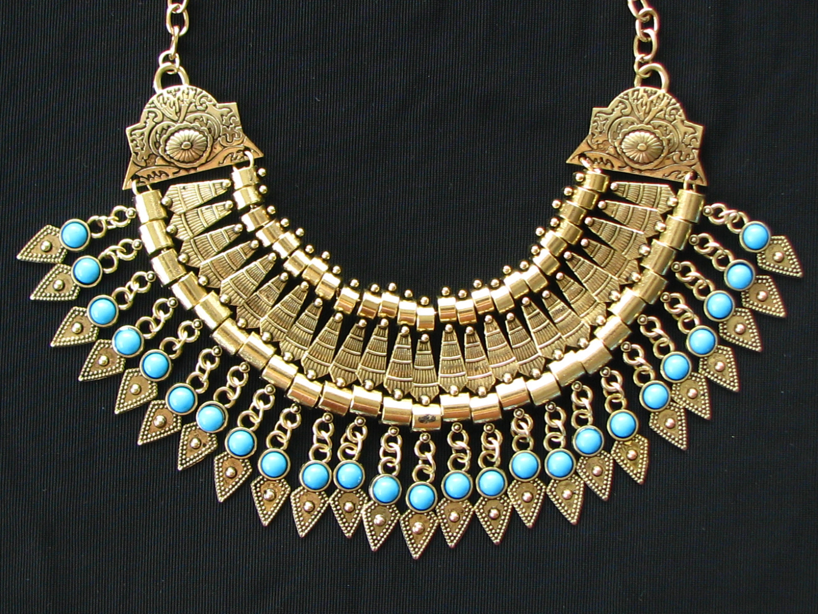  gold statement necklace