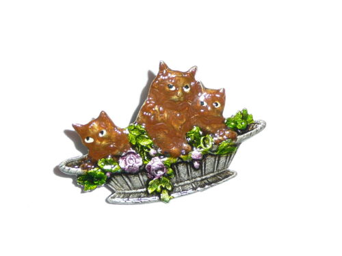 Brown Cats Basket Button 1-1//2/" x 1/" Kitty Cats in Basket Metal Shank Button