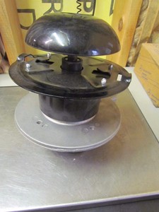 CRAFTSMAN WEEDEATER WALK BEHIND TRIMMER SPINDLE ASSEMBLY 172342 180333 532180333