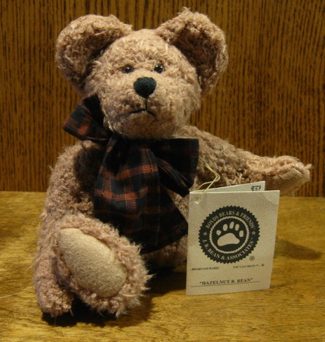 Boyds Plush #500100-05 Hazelnut B Bean 8.25/" NEW//Tag From Retail Store Jointed