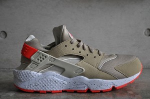 Nike Huaraches Beige Nike Huaraches Beige