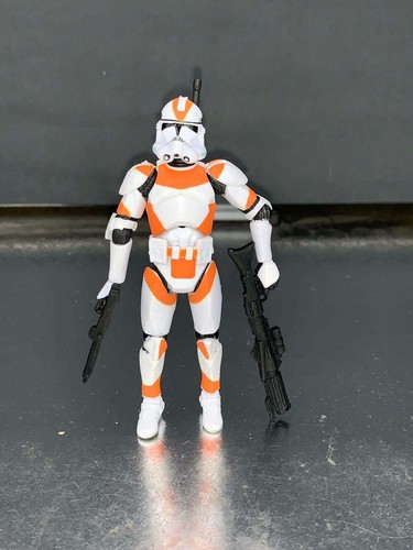 Star Wars Battle of Utapau Orange White Clone Trooper 3.75/" Loose Action Figure