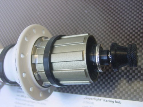 Novatec Nabe für Rennrad Superlight weiss 24 Loch