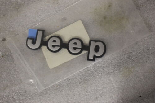 NOS NEW JEEP NAMEPLATE TAILGATE BADGE 55295254 