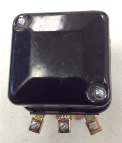 Standard VR219 NEW U669 Voltage Regulator 12V NEG.POS.