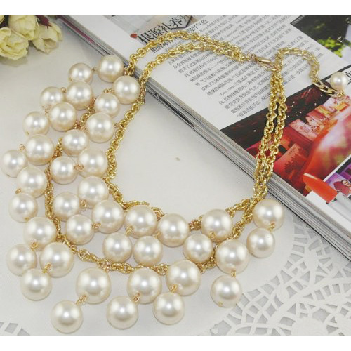 2 Broke Girls Inspiré Or et Crème Perle Pendentif Chaîne Collier AD