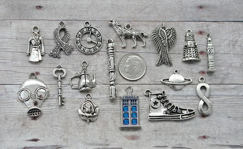 16pc or 5pc Dr Who Charm Set Lot Collection//Phone Booth,Tardis,Screwdriver Mask