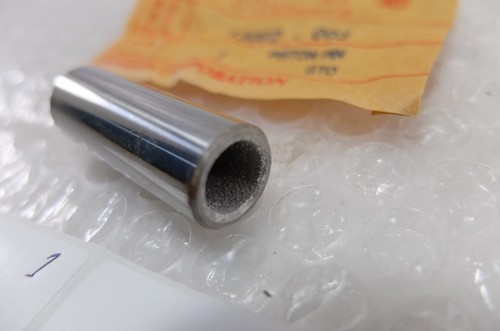 KAWASAKI GTO fit G3SS G3TR G4TR G5 G7 MC1 PISTON WRIST PIN NOS