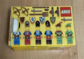 Vintage Lego Castle 6103 Castle Mini Figures from 1988 Complete with Box VGC