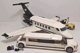 Lego Town City Airport VIP Service Set 60102 MISSING 2 PARTS NO MINIFIGURES
