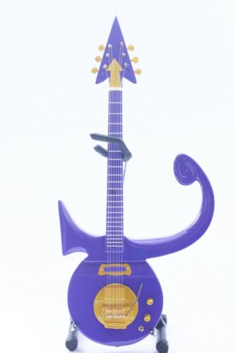 RGM35 PRINCE Miniature Guitar