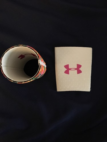 Under Armor Compression Multicolor Reversible Wristbands S//M