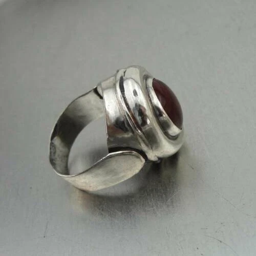 Anelli di lusso con gemme in argento sterling pietra principale corniola