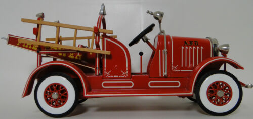 Fire Engine Truck Mini Pedal Car /"Too Small For A Child Ride On/" Metal Body Ford