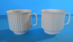 2-Rosenthal-Studio-Linie-VARIATIONS-Pattern-White-Mugs-or-Cups-Textured-Lines