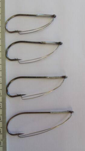 Pike Streamers Details about  / Lot of 5 WEEDLESS HOOK   SIZE : 0//1   Fly Tying Musky