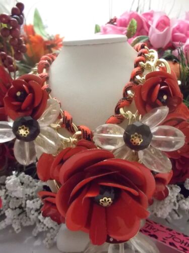 BETSEY JOHNSON GORGEOUS RED  ENAMEL /& RHINESTONE FLORAL CLUSTER CHAIN NECKLACE