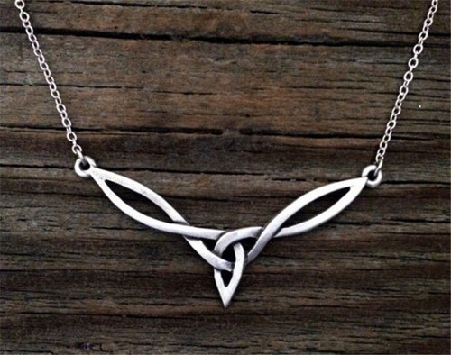 Handmade Celtics Knot Pendant Necklace Norse Viking Knot pendant Necklace