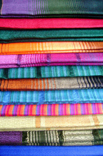 WHOLESALE LOT OF 50 COLORFUL AND BEAUTIFUL FINE SHAWLS AND WRAPS