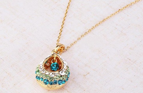 peacock eye drop blue gold Clavicle Pendant Necklace Chain Gift rhinestone love