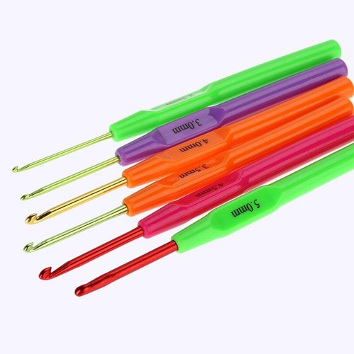 6pcs Multicolore en Plastique Crochet Crochets Aiguilles à tricoter Set avec ergonomique gr 1Y4