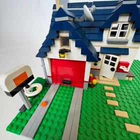 Lego 5891 Creator Apple Tree House Set COMPLETE with Instruction Manuals 3 in 1