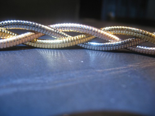 New Rare Tri Gold tone plated braided metal belt buckle belt 24/" small waist