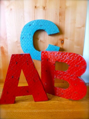 INDUSTRIAL RED METAL WALL LETTER /"H/" 20/" TALL rustic vintage decor novelty sign