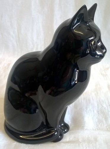 ANIMAL FIGURINE MODEL ORNAMENT QUAIL CERAMIC 6/" MODEL BLACK CAT FIGURE LUCKY