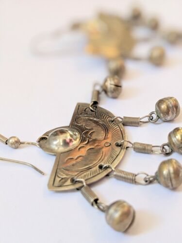 Details about  / Vintage Beautiful Artisan Fan Silver Earrings Bells Inlay ethnic musical tribal